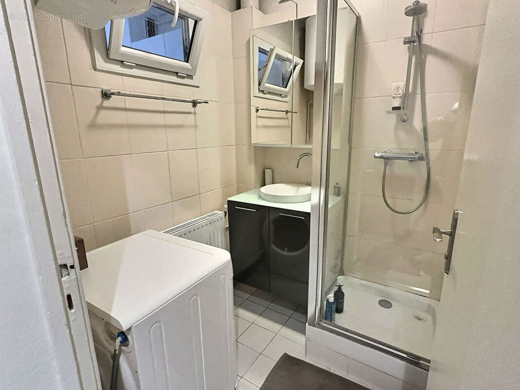 Appartement à IVRY-SUR-SEINE