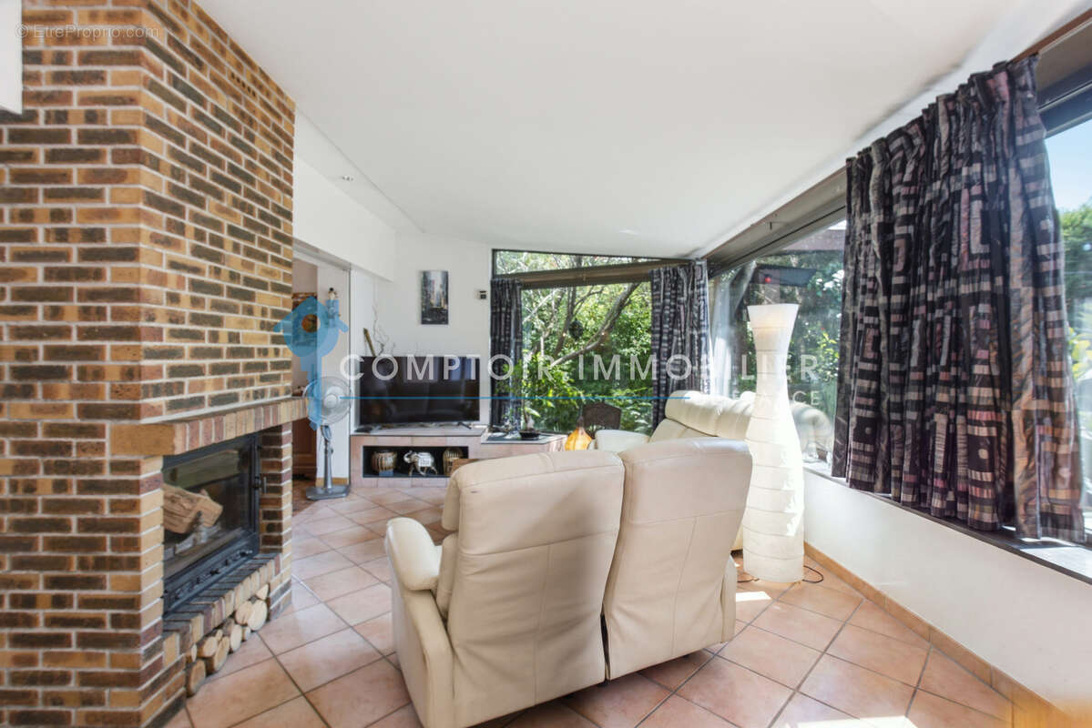 Maison Plain-pied de 2 logements avec Piscine - photo 5