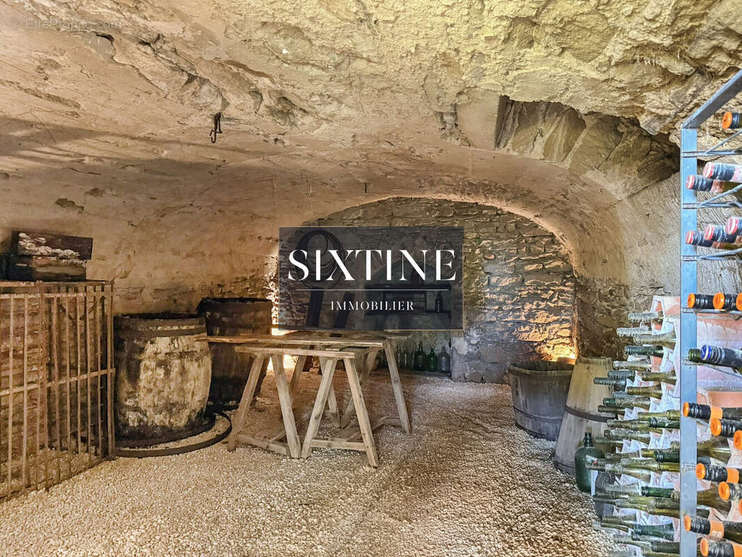 Maison à VILLE-SOUS-ANJOU