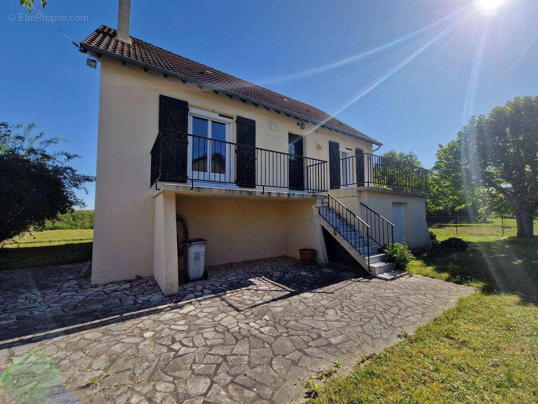 Maison à POUILLE