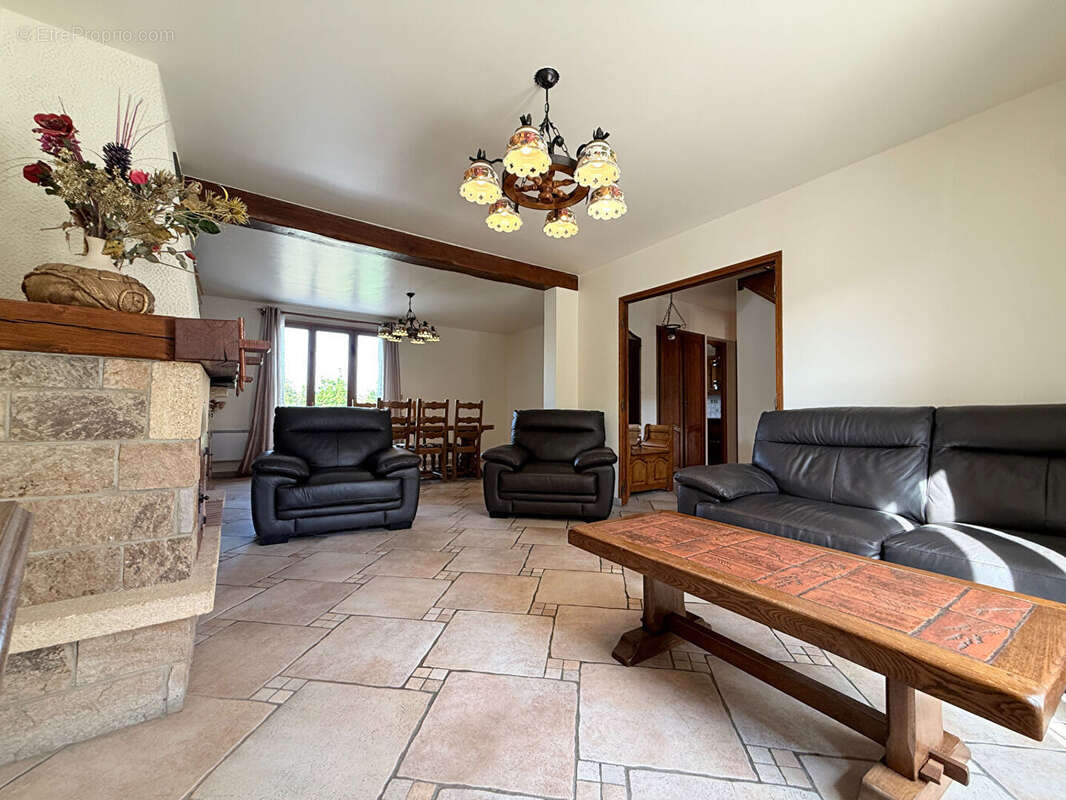 Maison à RIS-ORANGIS