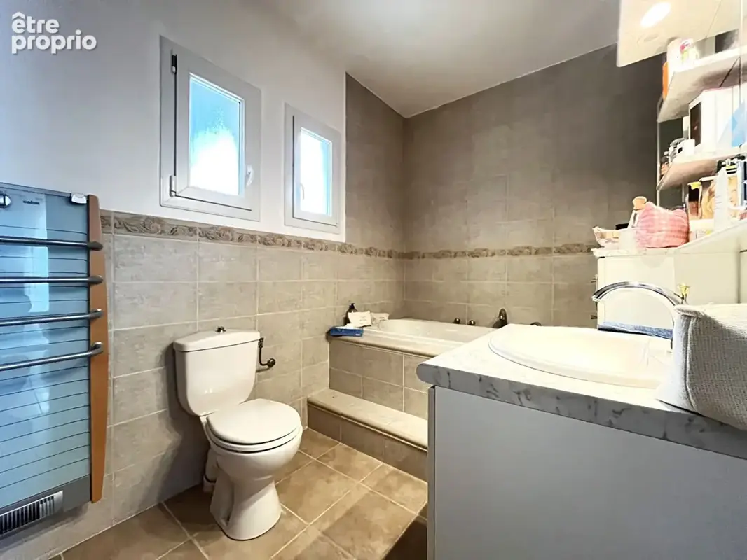Maison 214m² à saint-laurent-du-var - photo 10