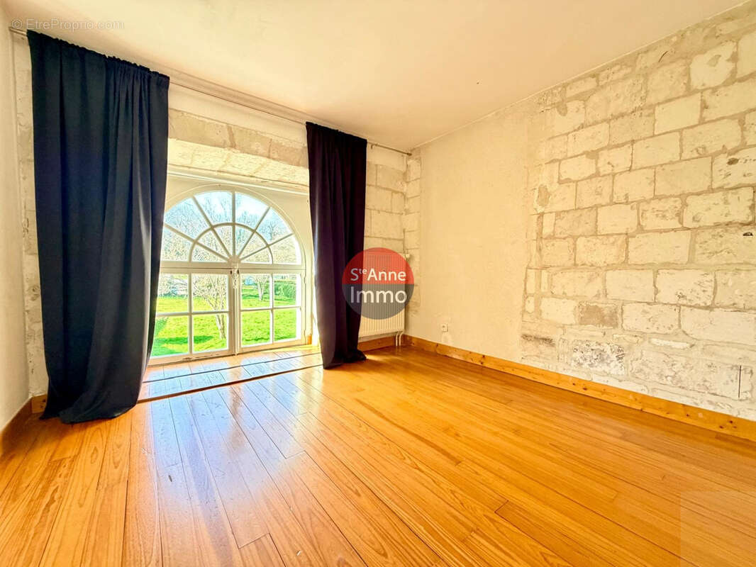 Appartement à CROUY-SAINT-PIERRE
