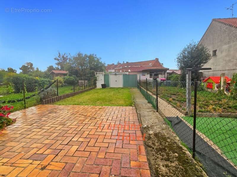 Maison à HAZEBROUCK