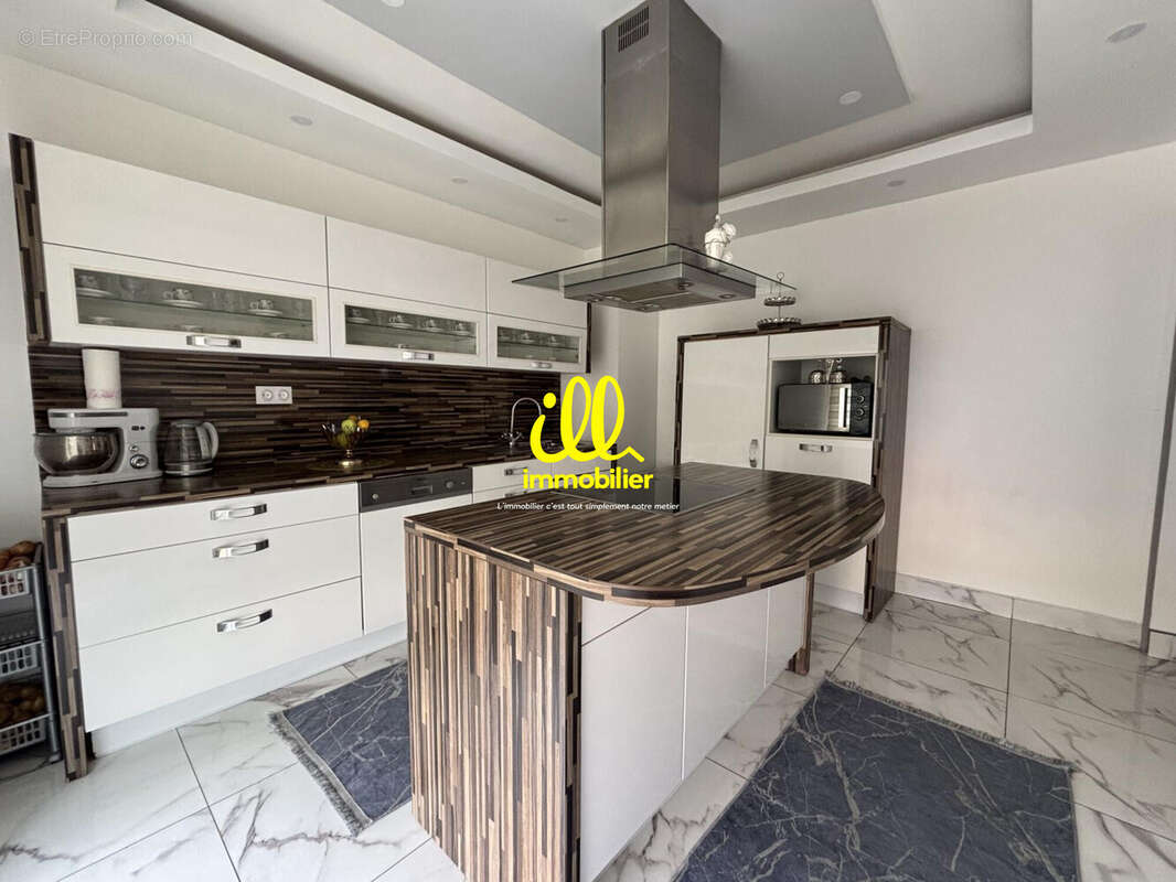 Maison 145 m² à Charleville-Mezieres  - photo 3