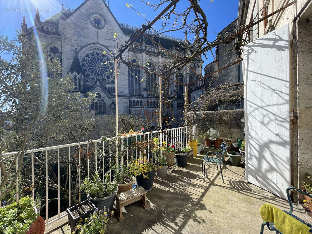 Maison 159 m² à Angouleme  - photo 5