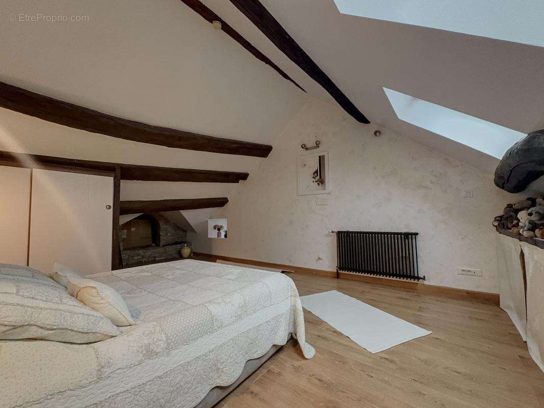 Maison à MESSIGNY-ET-VANTOUX