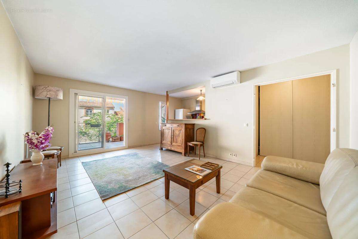 Appartement à FREJUS