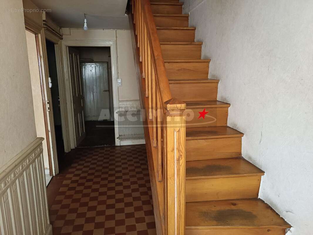 Maison à ROQUECOURBE