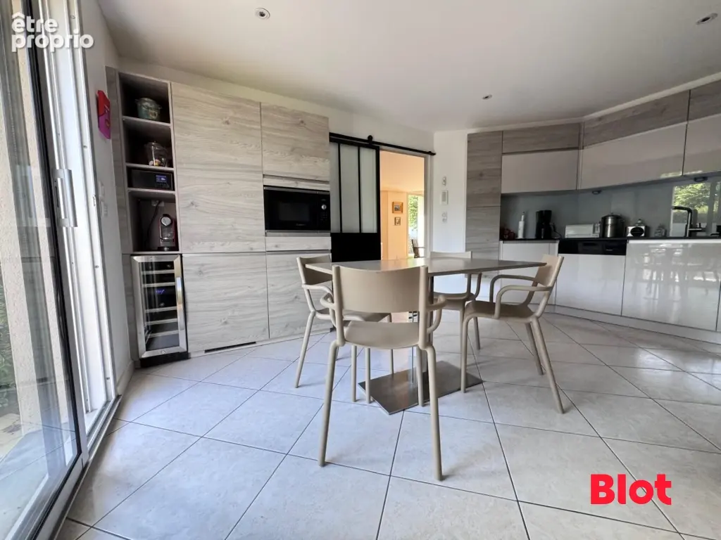 Maison 7 pièces 205 m² à vendre à Bruz (35170) - photo 5