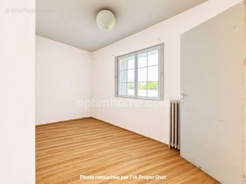 Maison à SAINT-SECONDIN