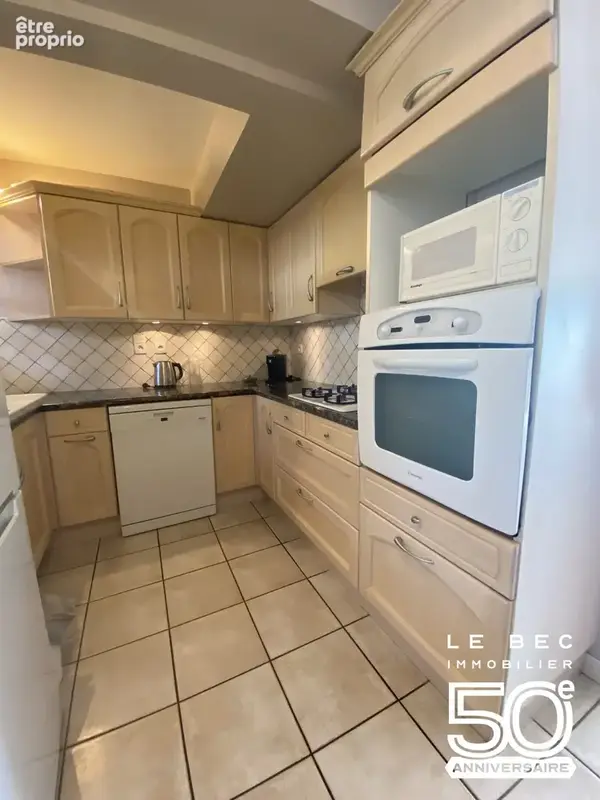 Appartement 5 pièces 100 m² à vendre à Vannes (56000) - photo 4