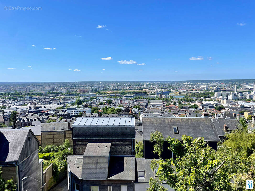 Maison à MONT-SAINT-AIGNAN