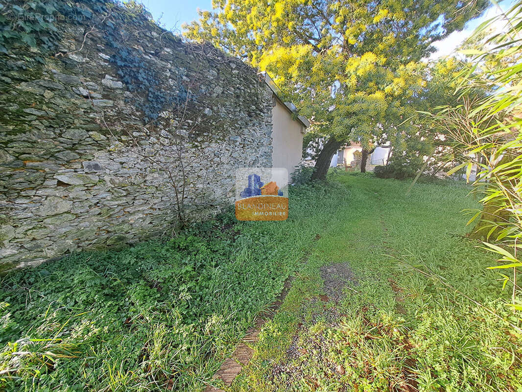 Brains maison 4 chambres, terrain 393 m² - photo 15