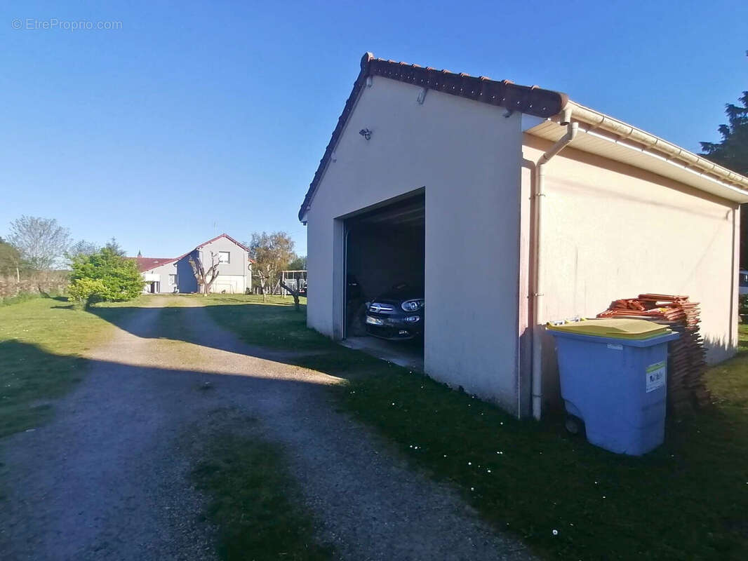 Maison à LA SOUTERRAINE