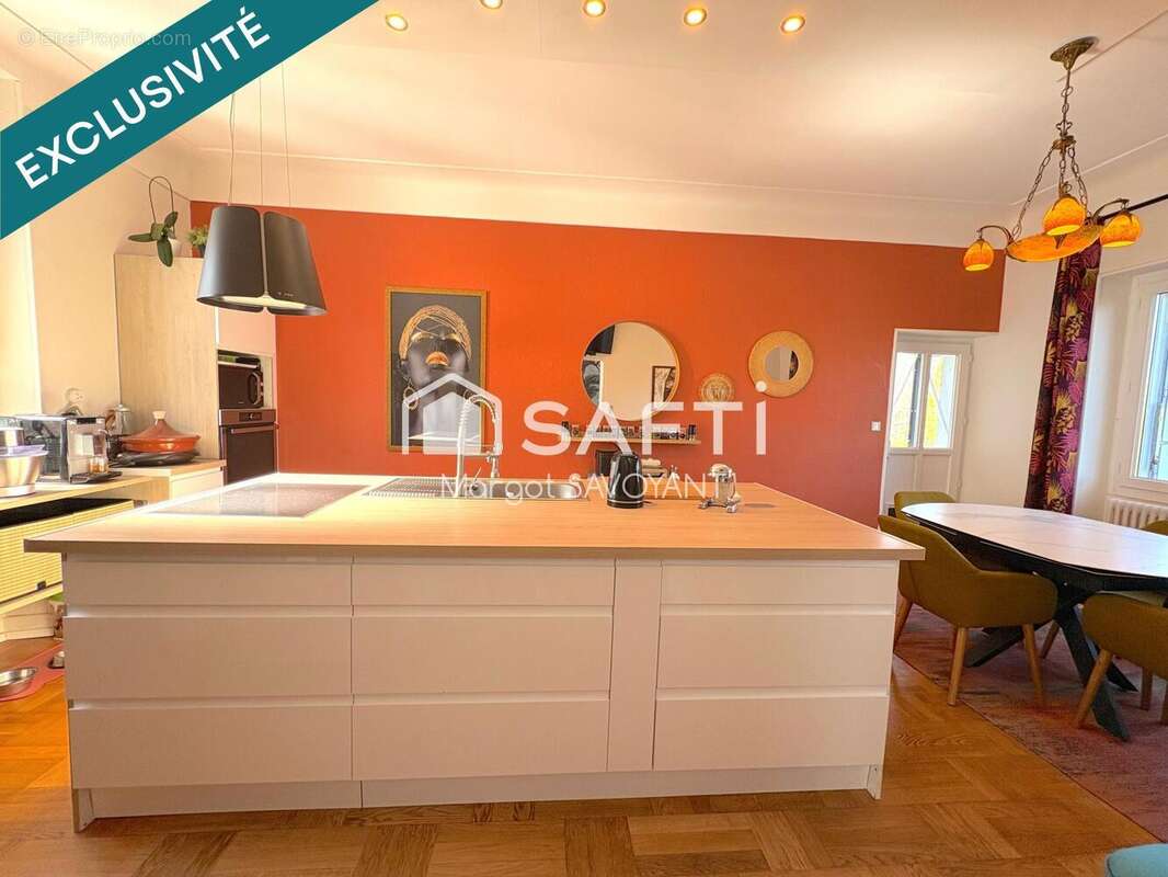 Photo 3 - Maison à LAGUIOLE