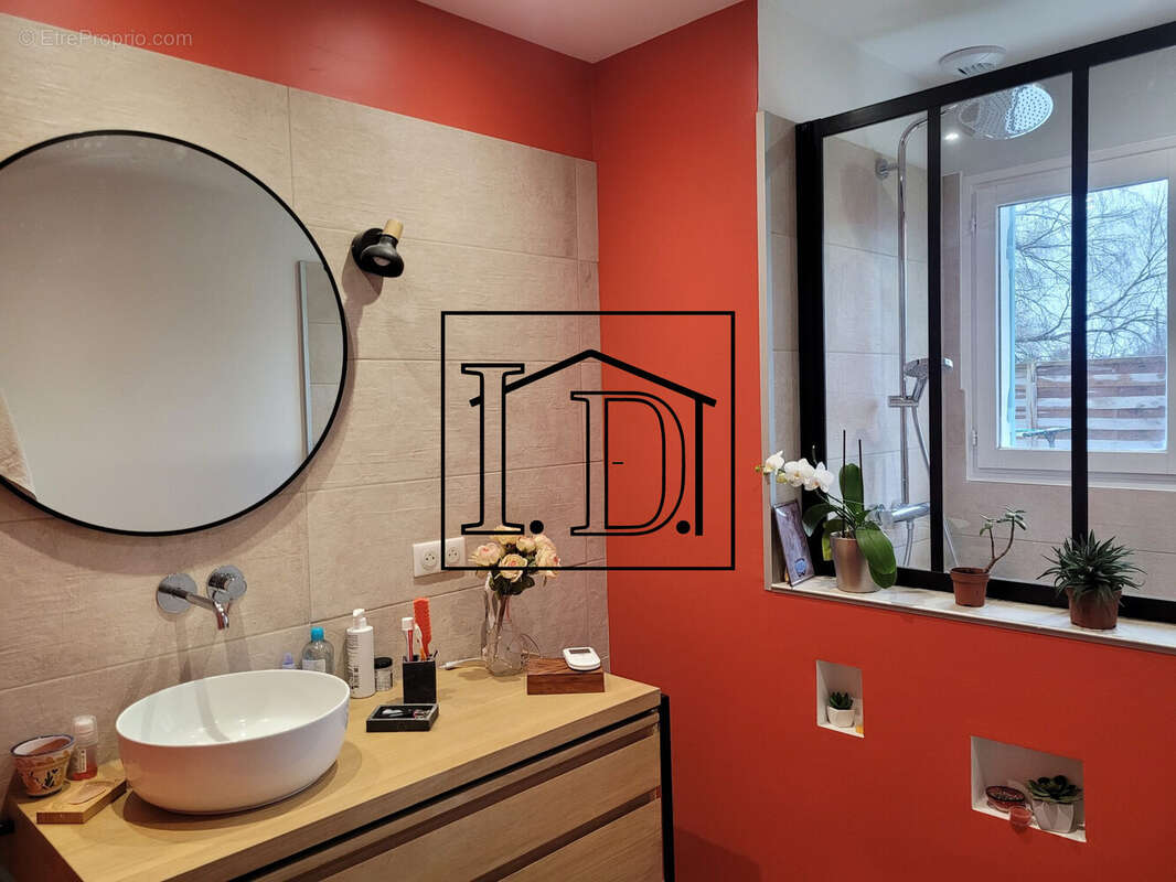 Salle d'eau - Maison à BERGERAC