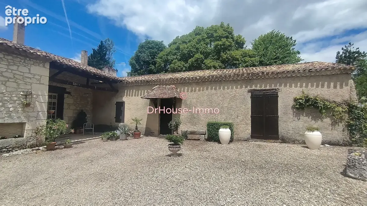 Maison 6 pièces 190 m² à vendre à Razac-De-Saussignac (24240) - photo 47