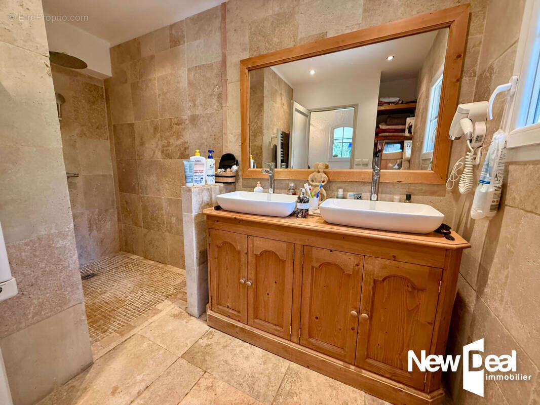 Maison à SAINT-PAUL-EN-FORET