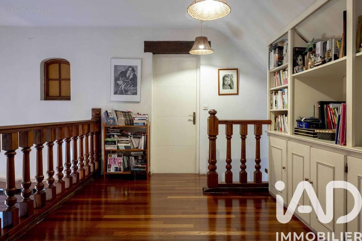 Maison 180 m² à Ronquerolles  - photo 8