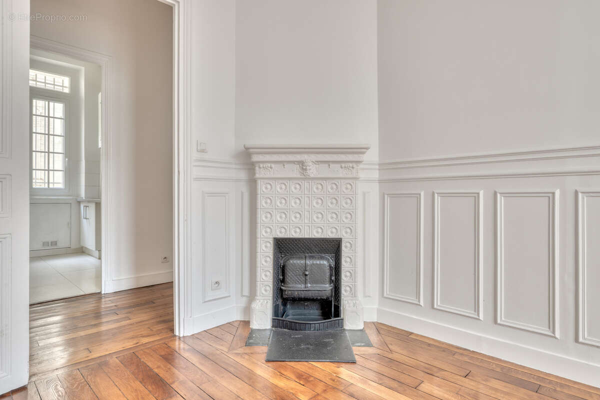 Appartement à LEVALLOIS-PERRET