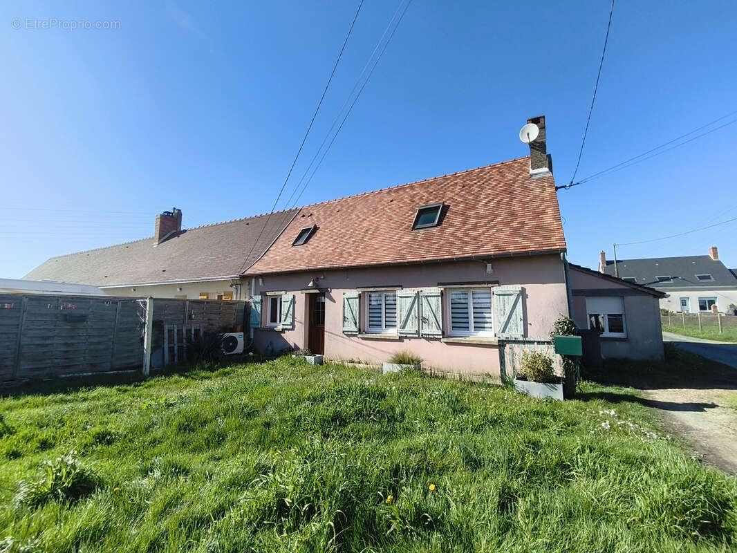 Maison à ECOMMOY