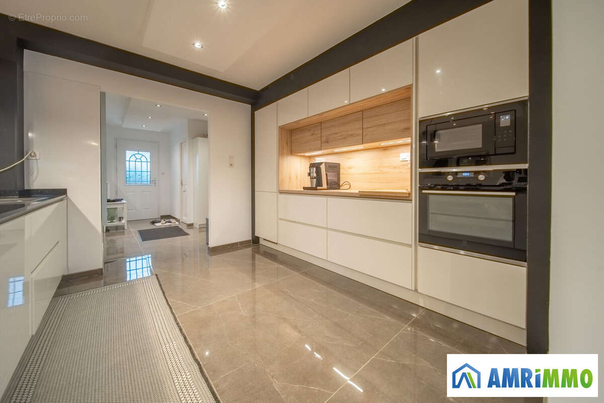 Maison à MORFONTAINE