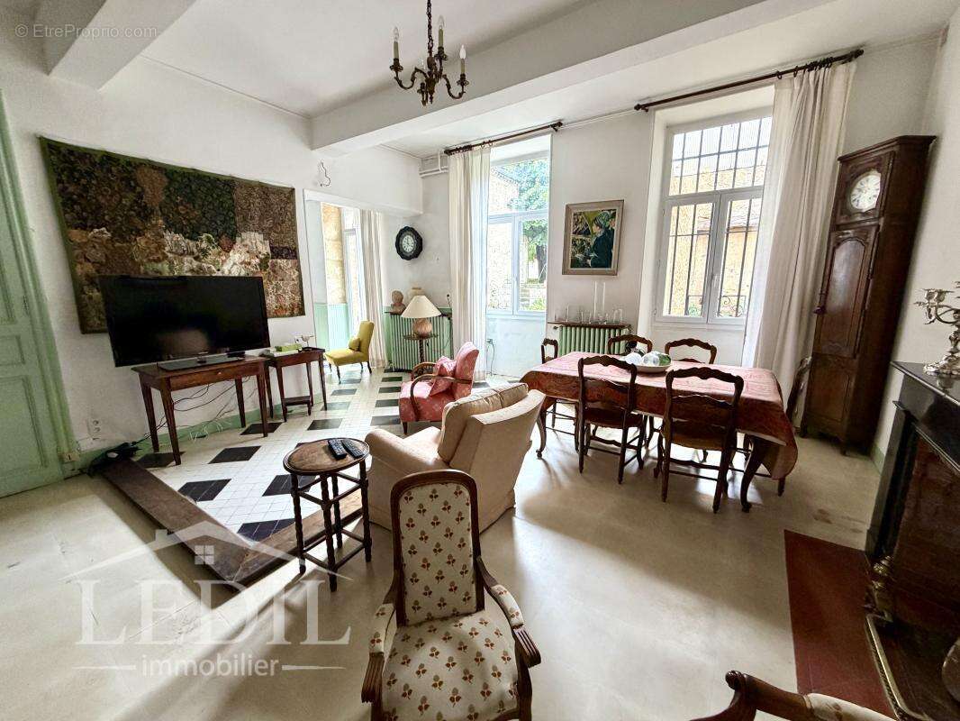 Splendide maison de ville avec garage et jardin - photo 7
