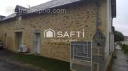 Photo 1 - Maison à NUEIL-LES-AUBIERS