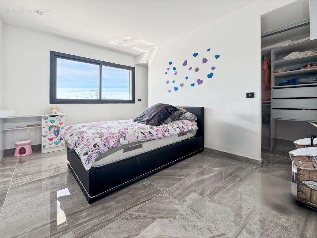 Maison à SEPTEMES-LES-VALLONS