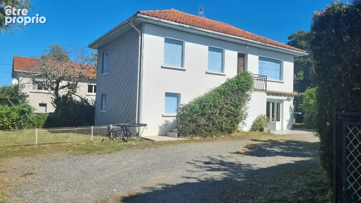 Photo Maison à Bagneres-De-Bigorre au prix de 219 000€