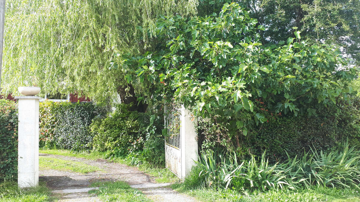 Maison à LUCAY-LE-LIBRE