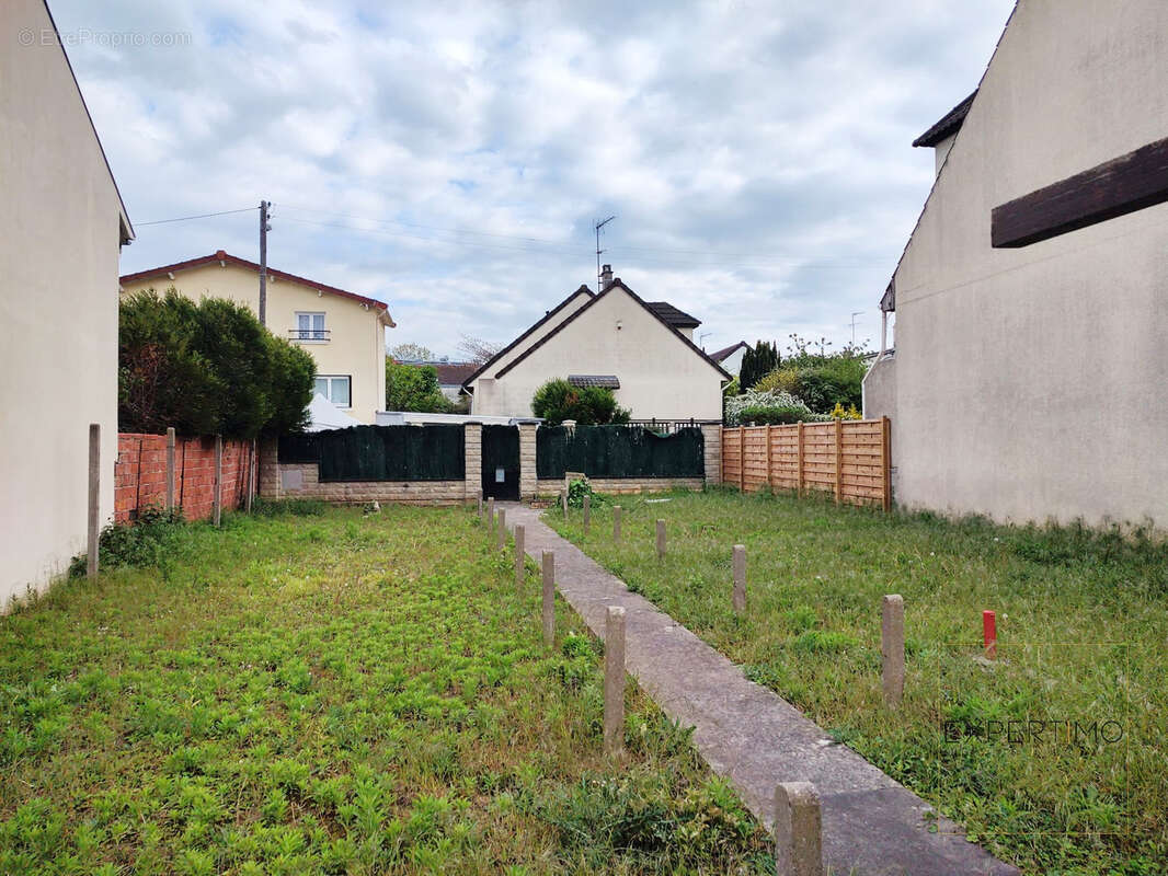 Terrain à bâtir + Maison - photo 2