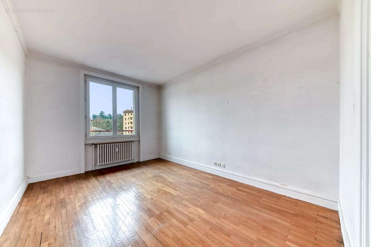 Appartement à LYON-9E