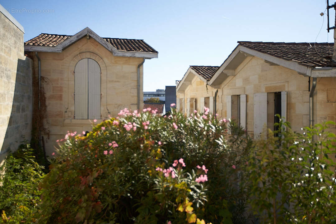 Appartement à BORDEAUX