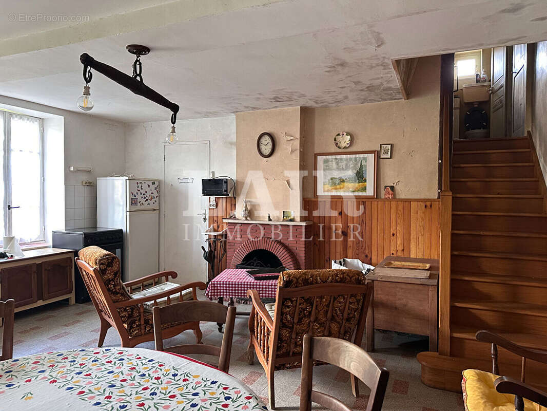 Maison St Germain De La Coudre, réf B15242 - photo 7
