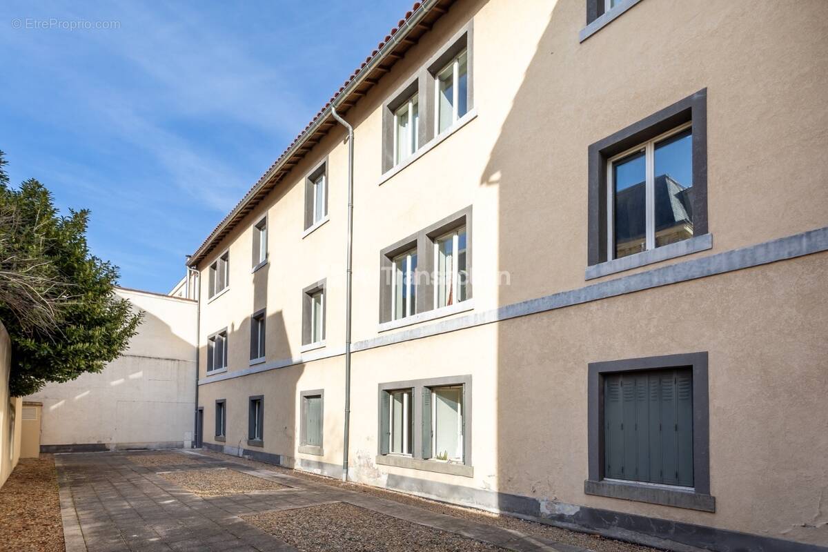 Appartement 21 m² à Clermont-Ferrand  - photo 1