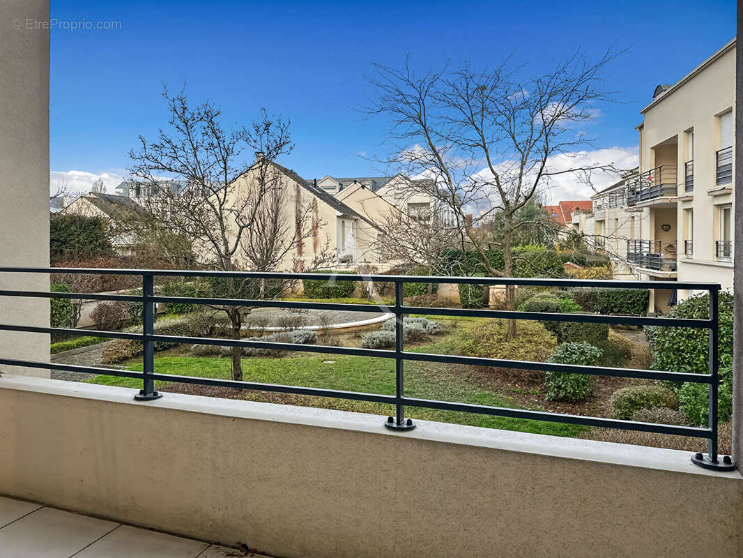 Appartement à MONTIGNY-LE-BRETONNEUX