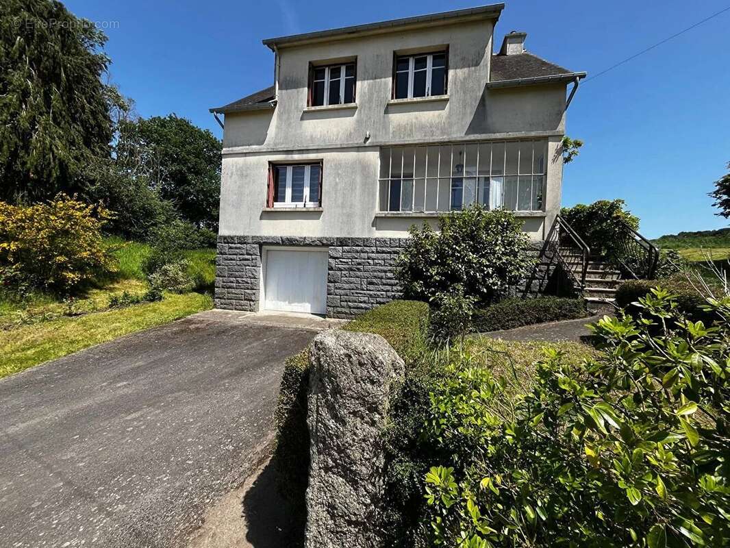 Maison à LE HAUT-CORLAY