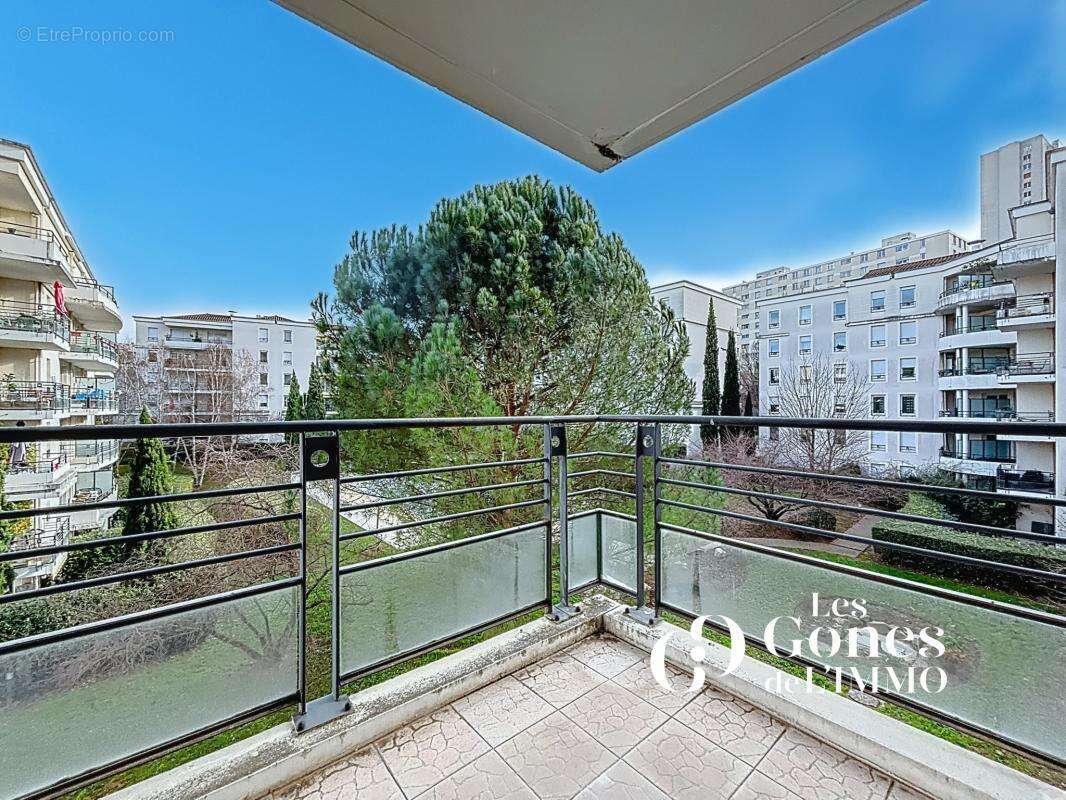 Appartement à TASSIN-LA-DEMI-LUNE