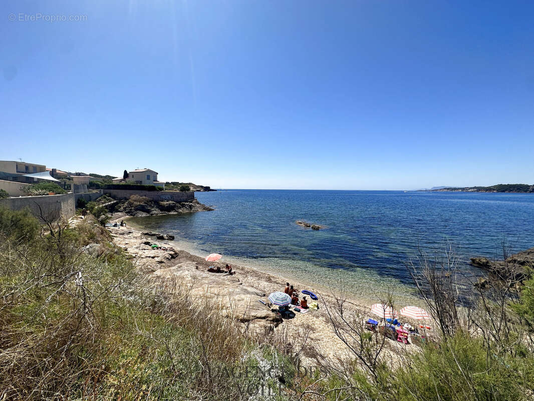 Appartement à SIX-FOURS-LES-PLAGES