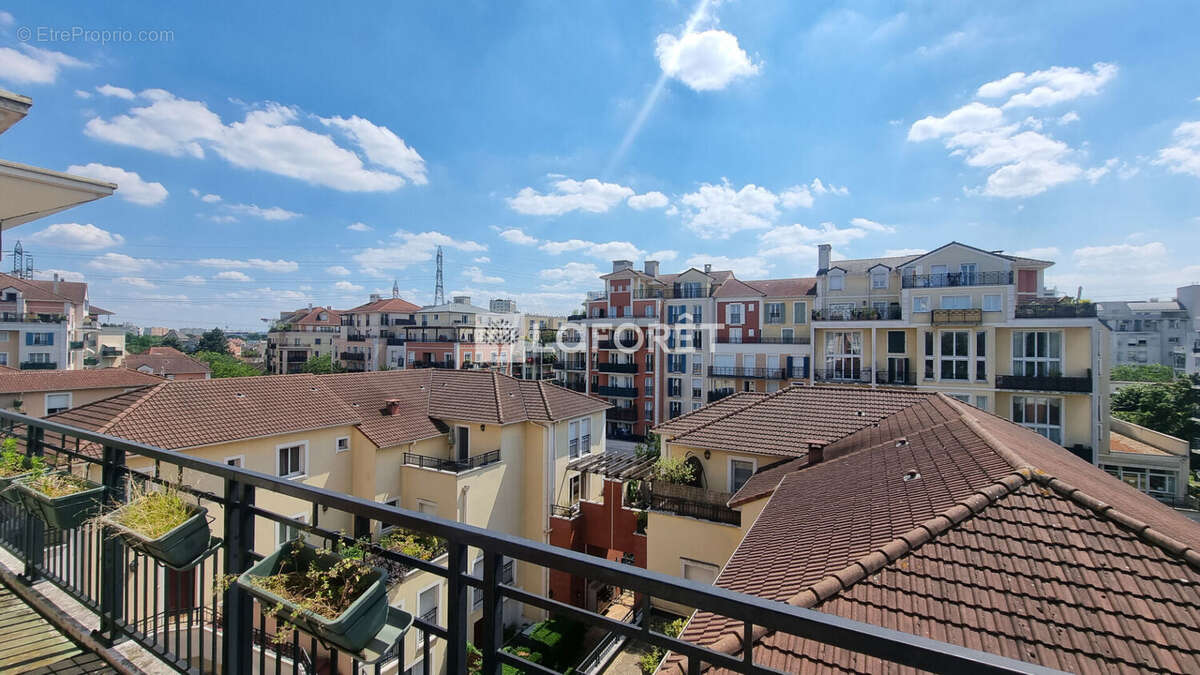 Appartement à VILLENEUVE-LA-GARENNE