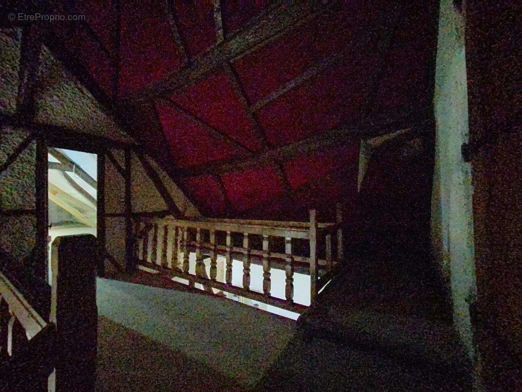 Maison à MELZ-SUR-SEINE