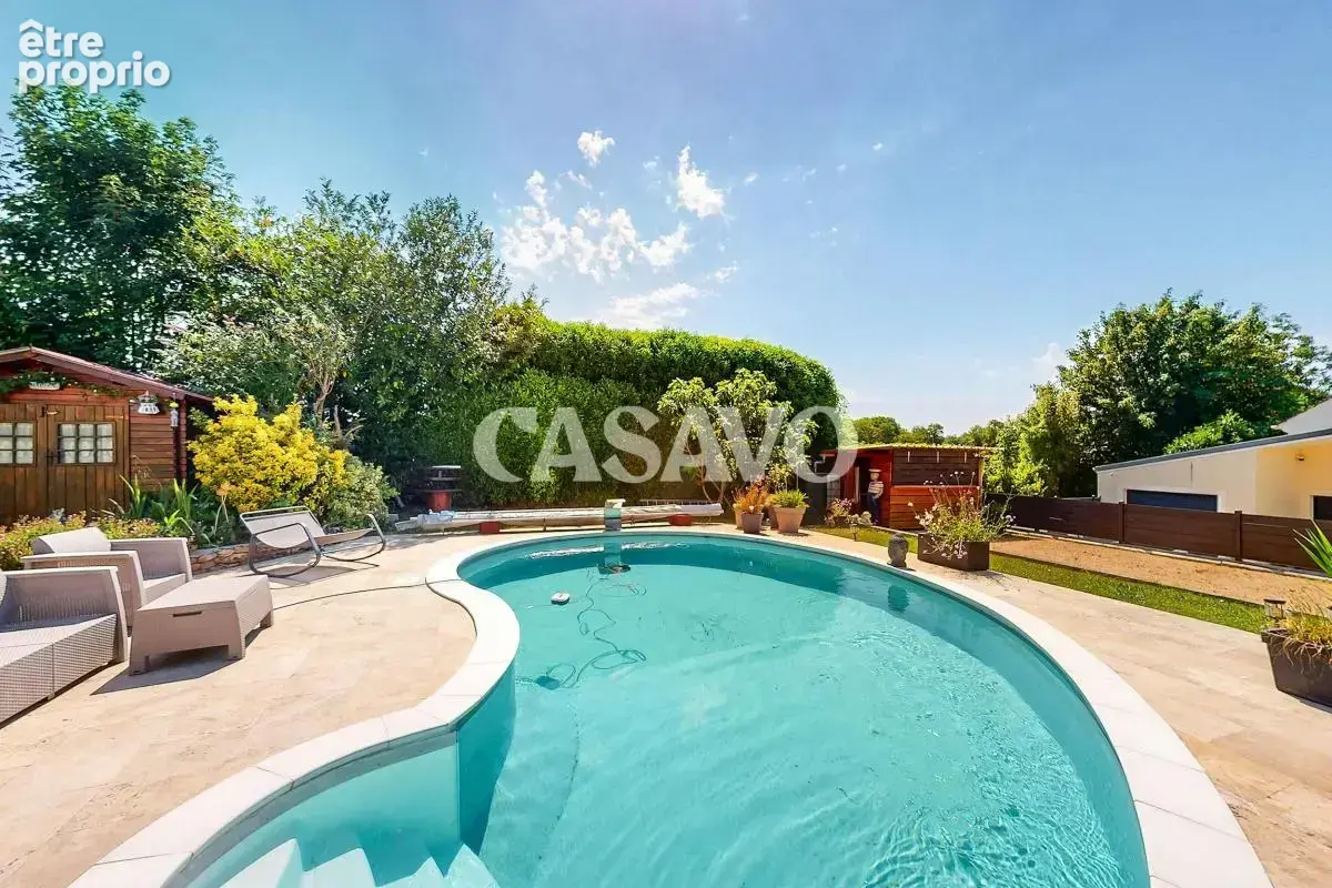 Vente Maison 7 pièces de 197m² - 94510 La Queue-en-Brie - photo 2