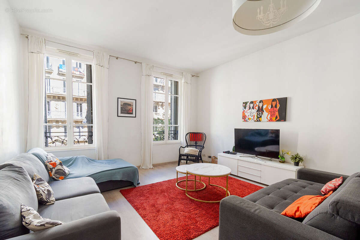 Appartement à MARSEILLE-2E