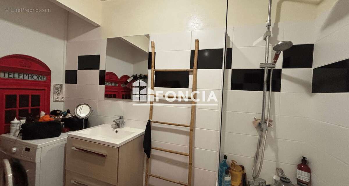 Appartement à SAINT-ETIENNE-DU-ROUVRAY