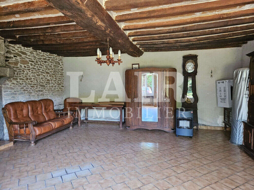 Maison à SAINT-PIERRE-DES-NIDS