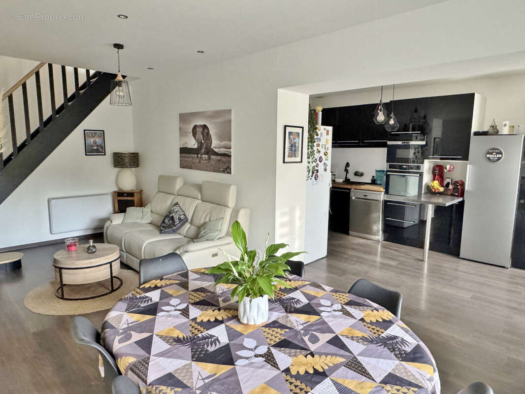 Appartement à CRAPONNE