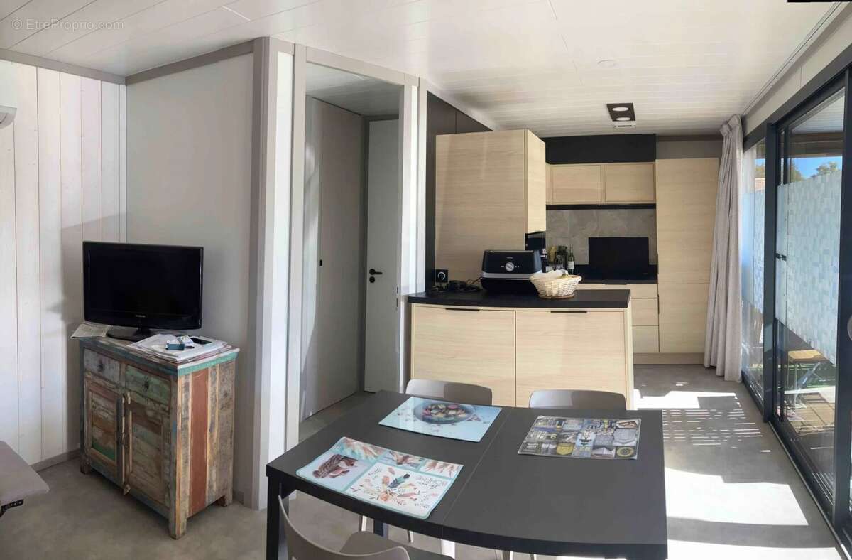 Maison à SAUBRIGUES