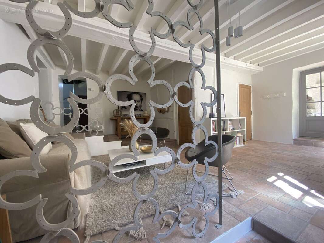 Maison à YEVRE-LA-VILLE